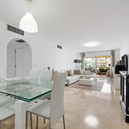 Familiar Guadalmina Marbella